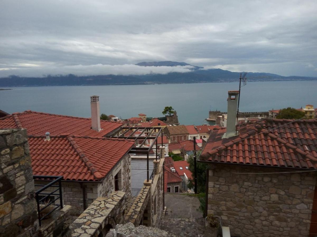 Clock'S House Apartment Nafpaktos Luaran gambar