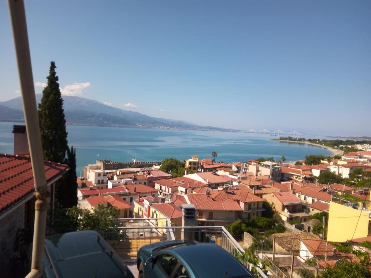 Clock'S House Apartment Nafpaktos Luaran gambar