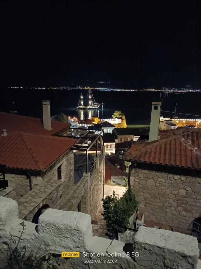 Clock'S House Apartment Nafpaktos Luaran gambar