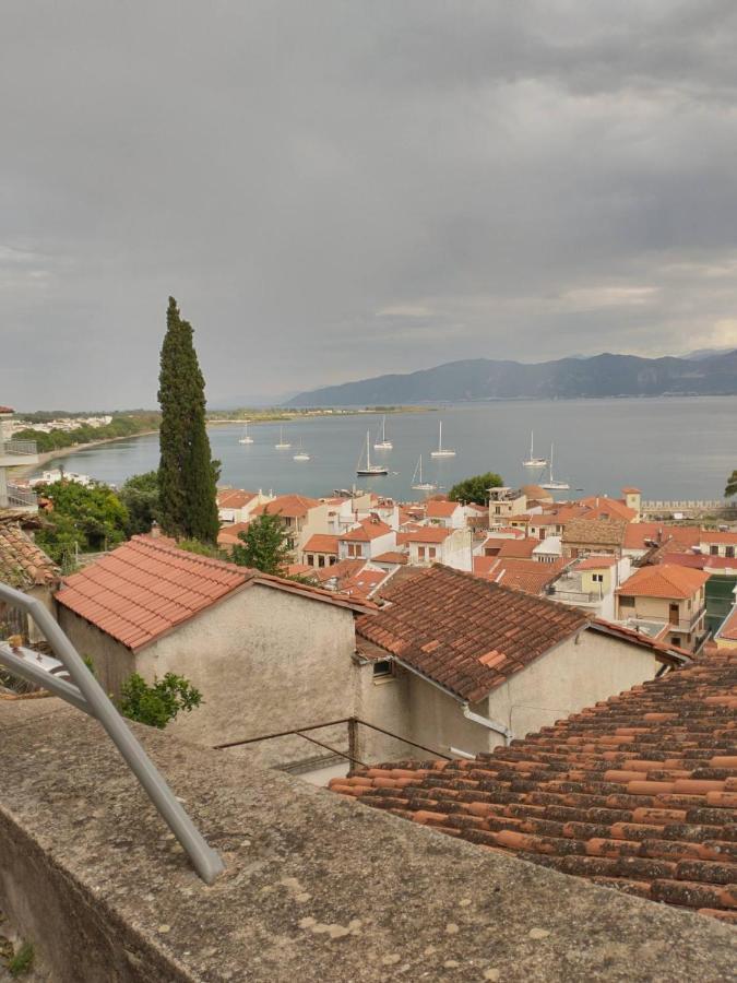 Clock'S House Apartment Nafpaktos Luaran gambar