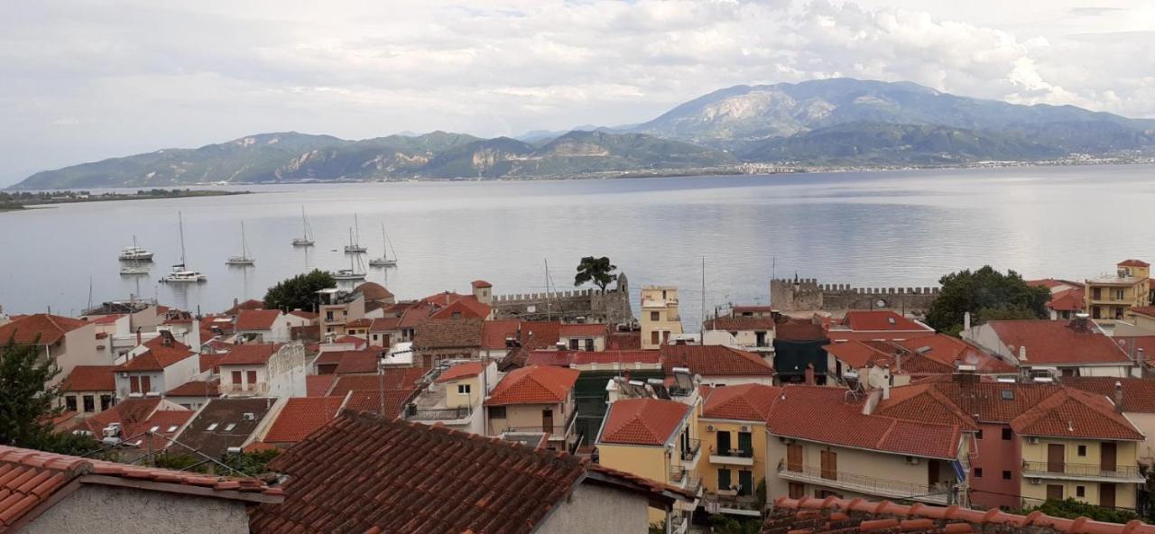 Clock'S House Apartment Nafpaktos Luaran gambar