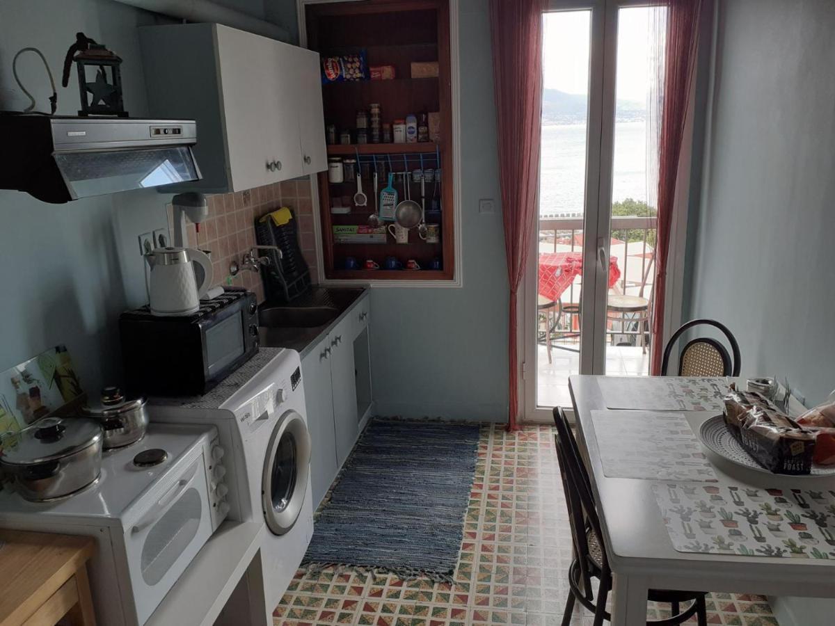 Clock'S House Apartment Nafpaktos Luaran gambar